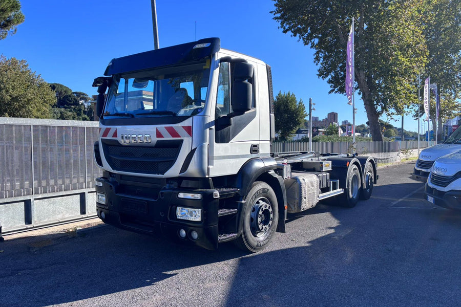Iveco stralis 260s400