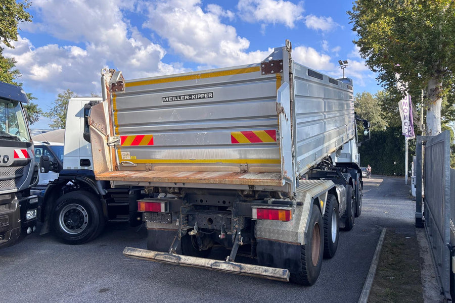 IVECO EUROTRAKKER 410T450